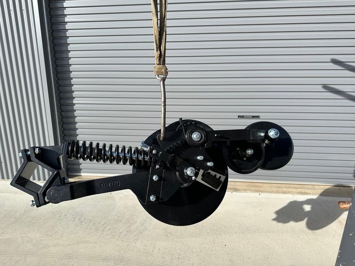 0 Serafin Single Disc Row Unit Black