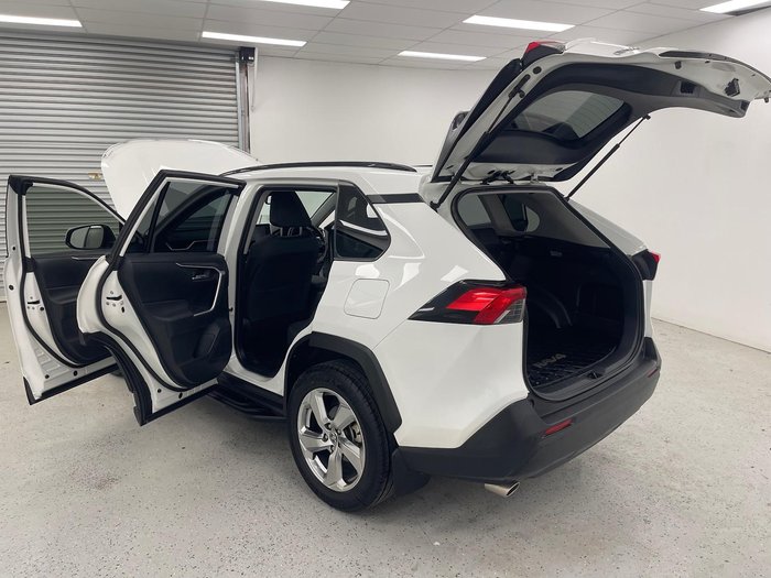 2019 Toyota RAV4 GXL MXAA52R Glacier White