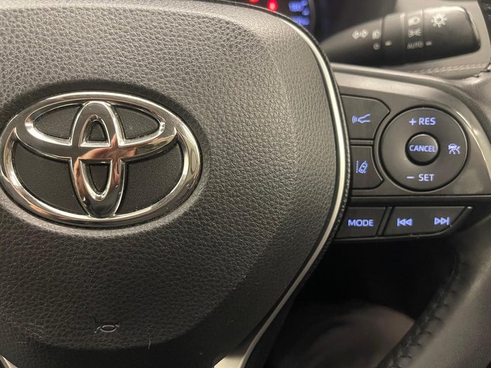 2019 Toyota RAV4 GXL MXAA52R Glacier White