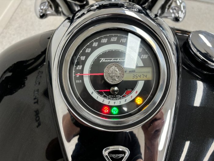 2010 Triumph THUNDERBIRD Black