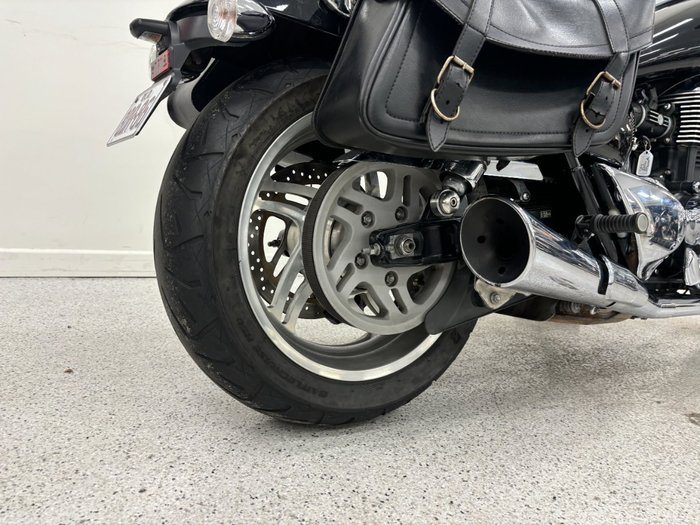 2010 Triumph THUNDERBIRD Black