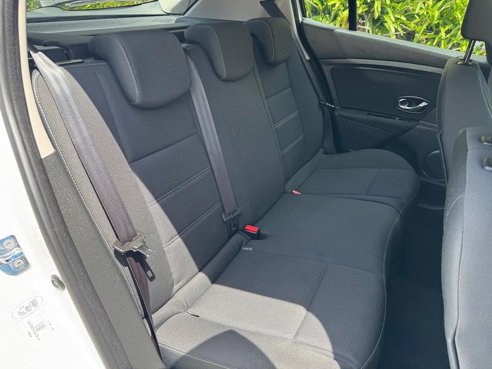 2013 Renault Megane Expression III B95 MY13 Glacier White