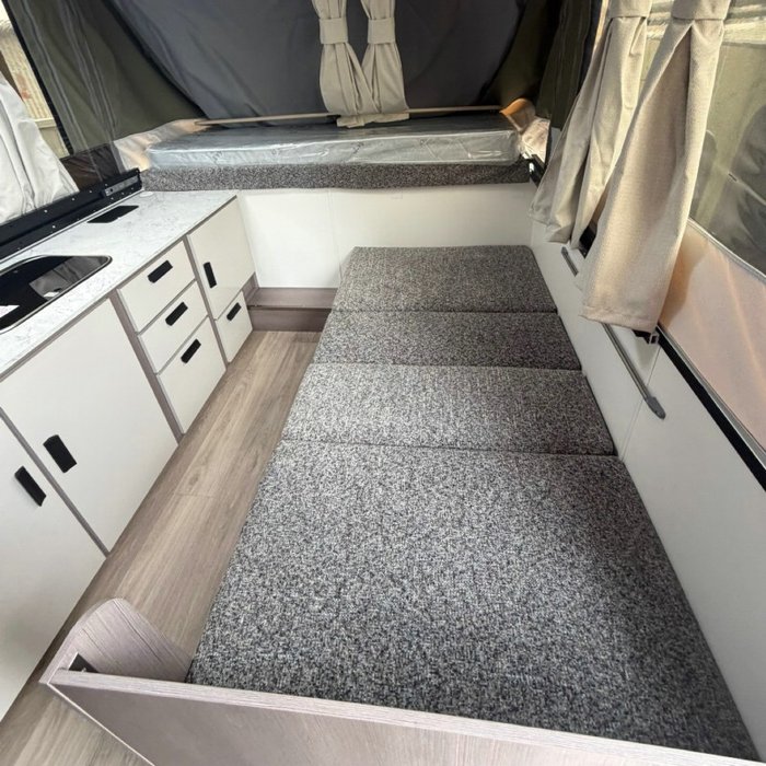 2025 JAYCO LARK OB.CP-MY25