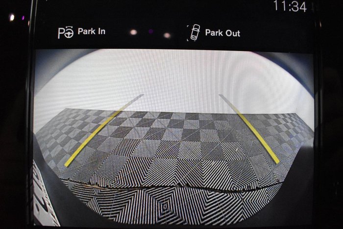 2020 Volvo XC40 T4 Momentum