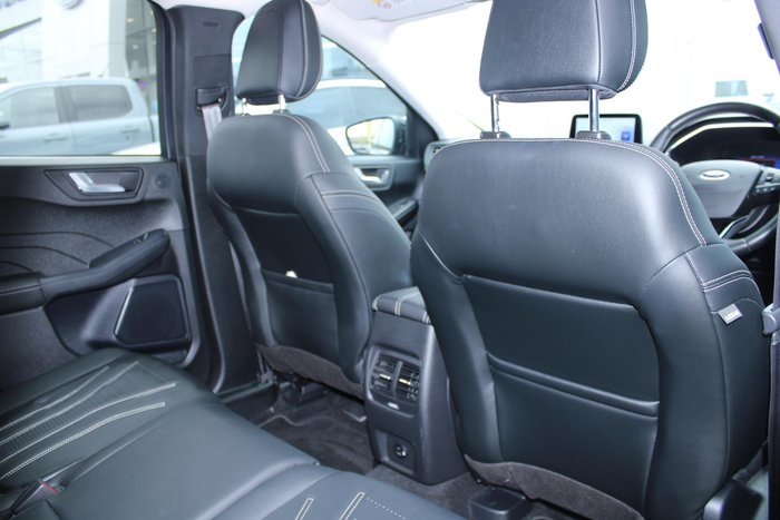 2022 Ford Escape Vignale