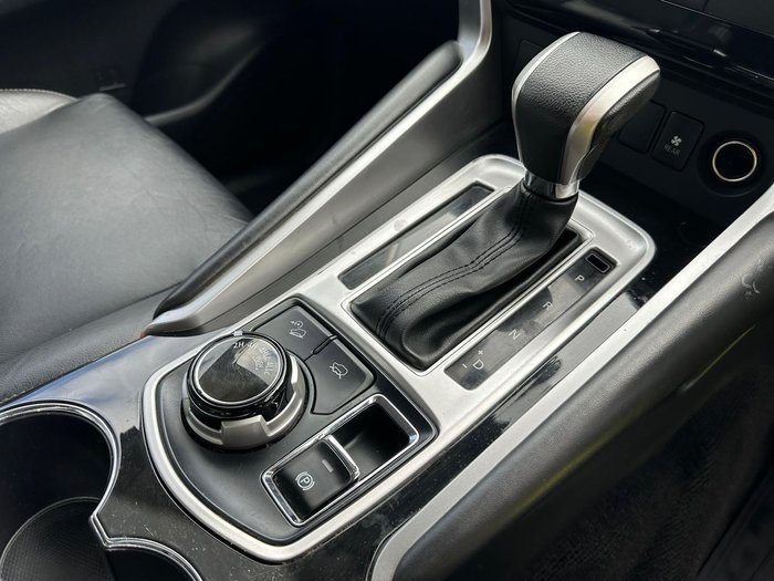 2019 Mitsubishi Pajero Sport GLS