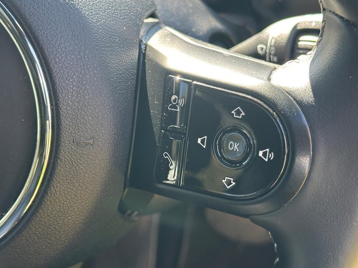 2022 MINI Countryman Cooper SE MINI Yours