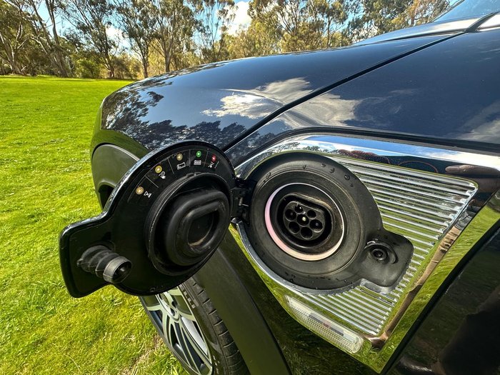 2022 MINI Countryman Cooper SE MINI Yours