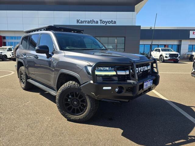 2023 Toyota LANDCRUISER LC300 3.3L V6 DSL GR-S 5 Seats