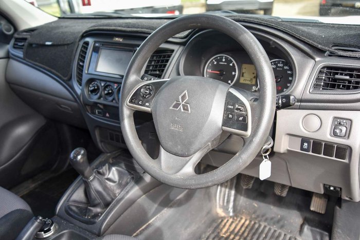 2016 Mitsubishi Triton GLX+