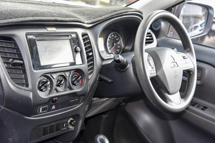 2016 Mitsubishi Triton GLX+