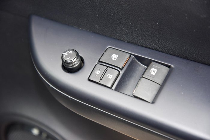 2022 Toyota Hilux SR