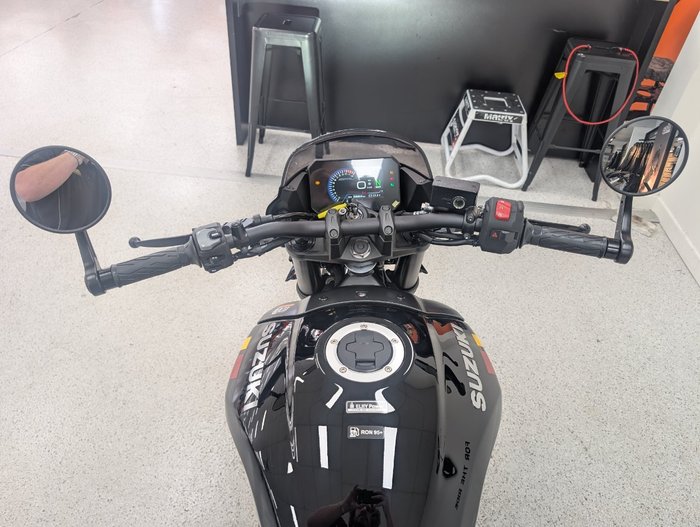 2026 Suzuki 2026 Suzuki 800CC GSX-8TT Road Black