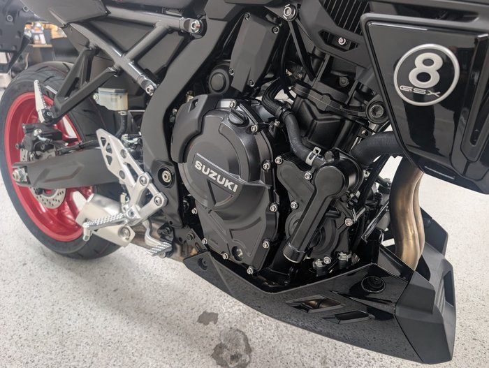 2026 Suzuki 2026 Suzuki 800CC GSX-8TT Road Black