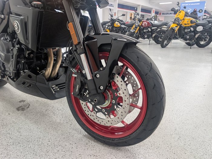 2026 Suzuki 2026 Suzuki 800CC GSX-8TT Road Black