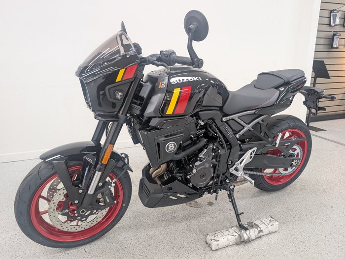 2026 Suzuki 2026 Suzuki 800CC GSX-8TT Road Black