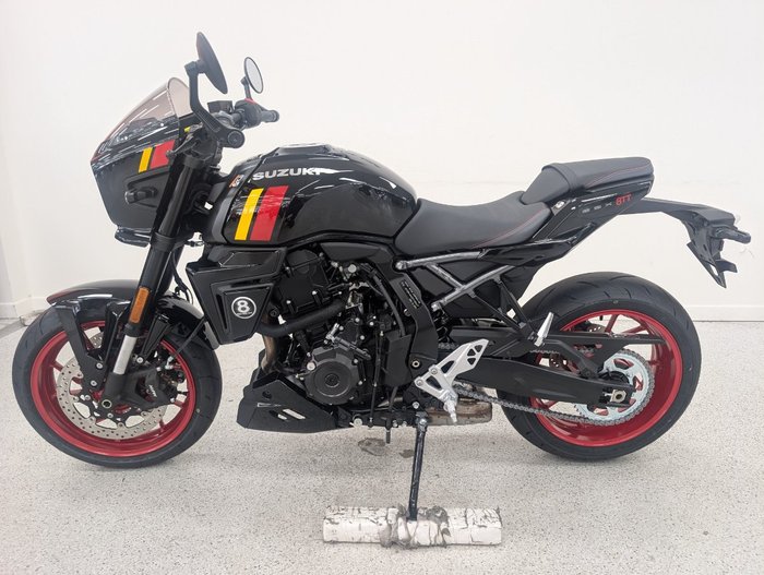2026 Suzuki 2026 Suzuki 800CC GSX-8TT Road Black