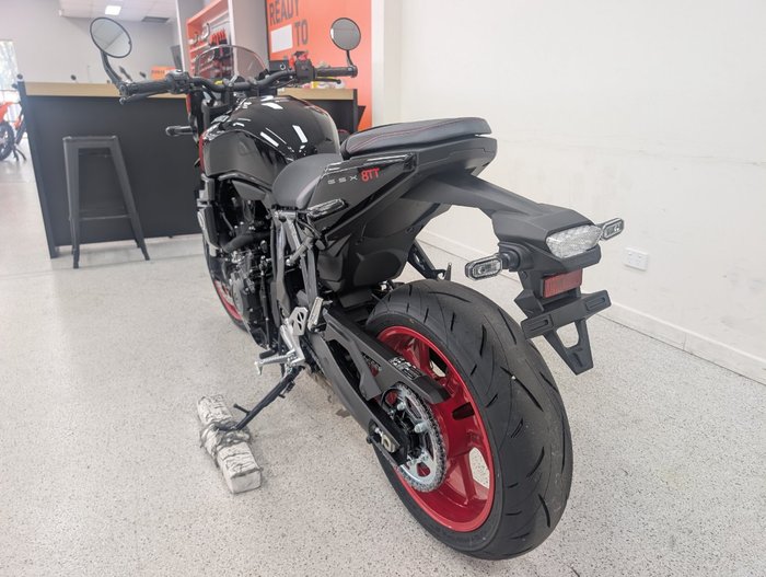 2026 Suzuki 2026 Suzuki 800CC GSX-8TT Road Black