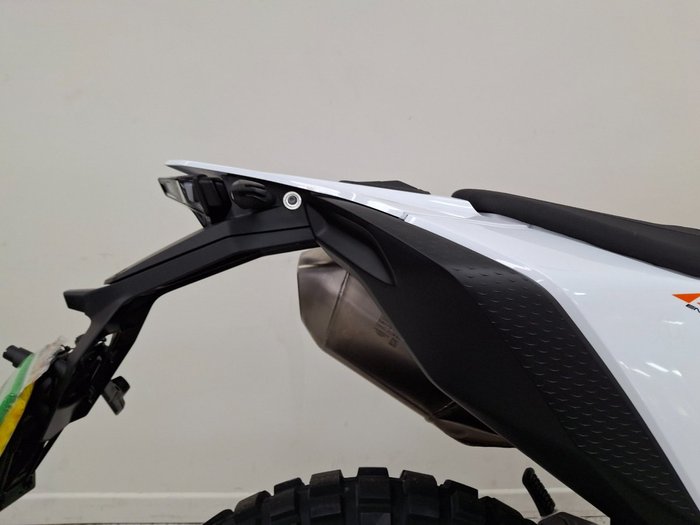 2026 Ktm 2026 Ktm 690CC 690 ENDURO R Enduro Orange