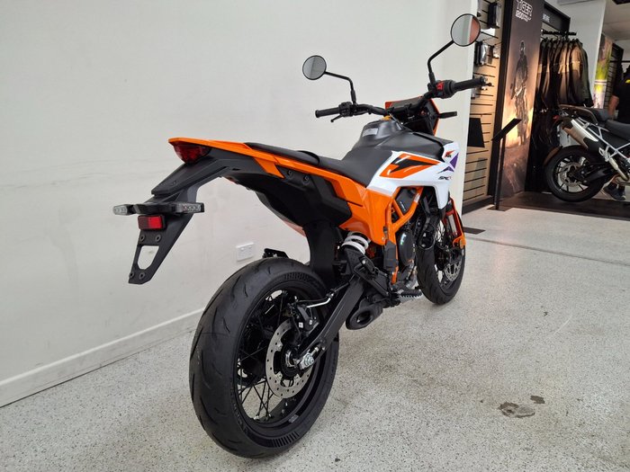 2025 Ktm 390 SMC R White