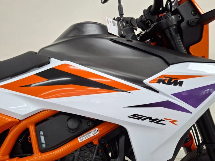 2025 Ktm 390 SMC R White
