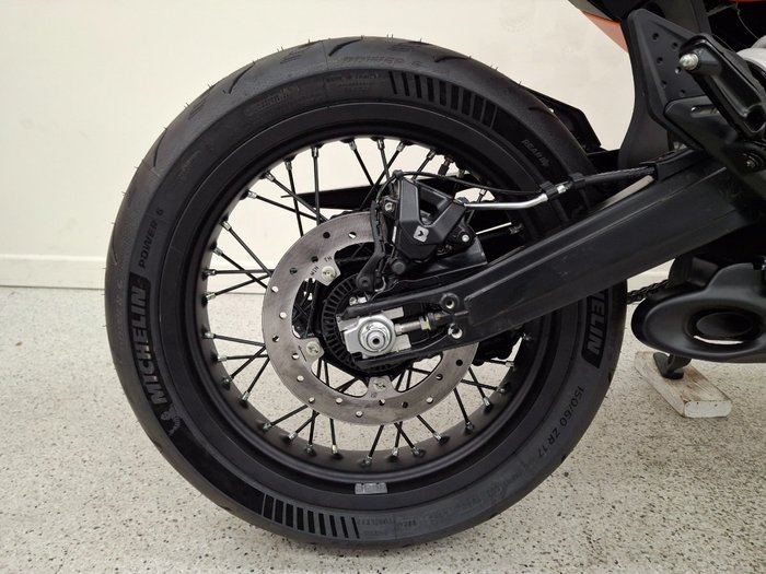 2025 Ktm 390 SMC R White