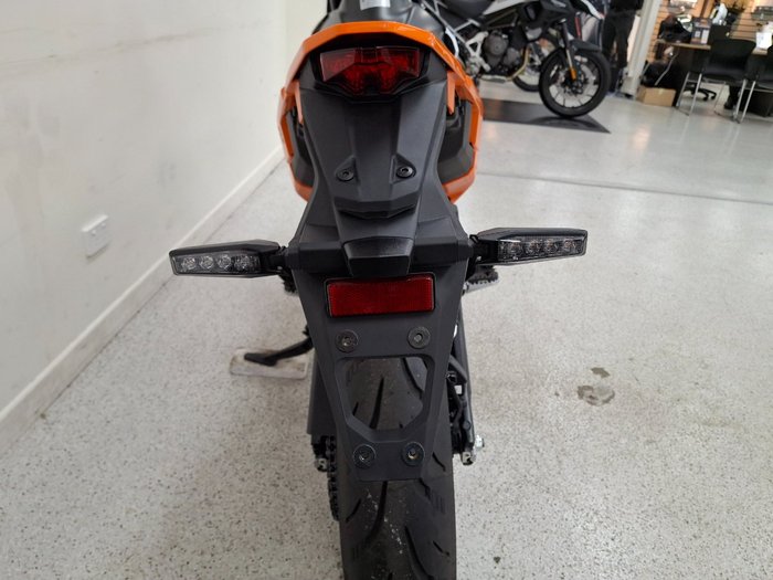 2025 Ktm 390 SMC R White