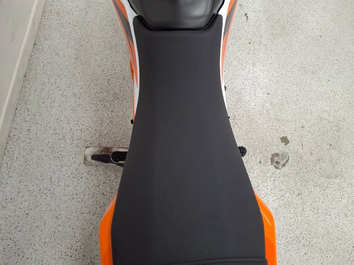 2025 Ktm 390 SMC R White