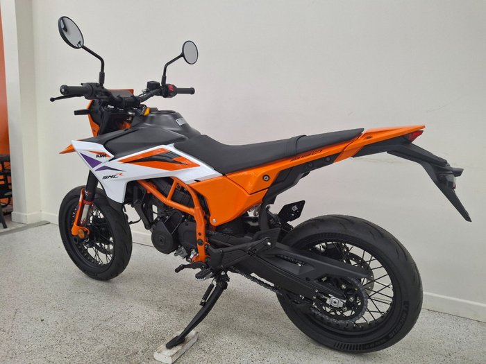 2025 Ktm 390 SMC R White