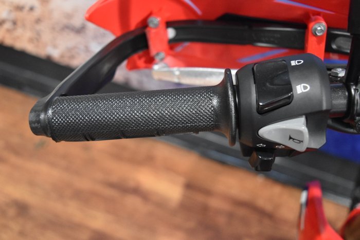 2025 Honda CRF300LA Red