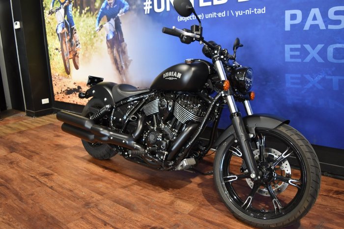 2023 Indian CHIEF DARK HORSE BLACK SMOKE