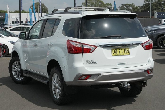 2018 Isuzu MU-X LS-T
