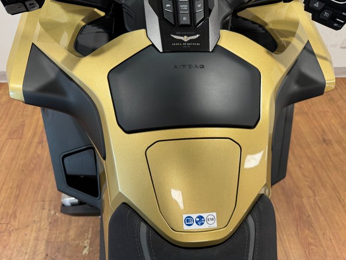 2025 Honda GL1800BD ABS GOLDWING GOLD
