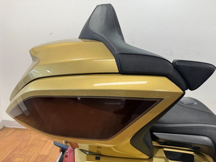 2025 Honda GL1800BD ABS GOLDWING GOLD