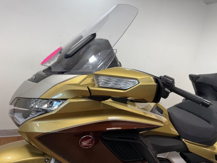 2025 Honda GL1800BD ABS GOLDWING GOLD