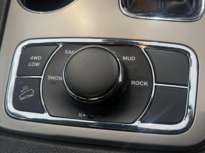 2021 Jeep Grand Cherokee Night Eagle