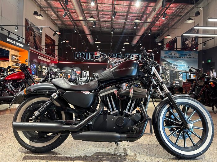 Harley-Davidson Iron 883 (XL883N) Sportster