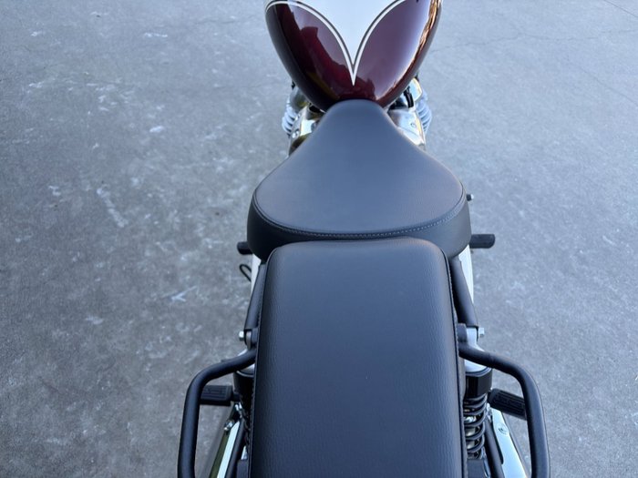 2025 Royal Enfield CLASSIC 650 VALLAM RED