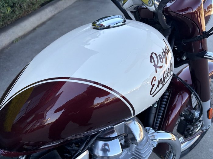 2025 Royal Enfield CLASSIC 650 VALLAM RED