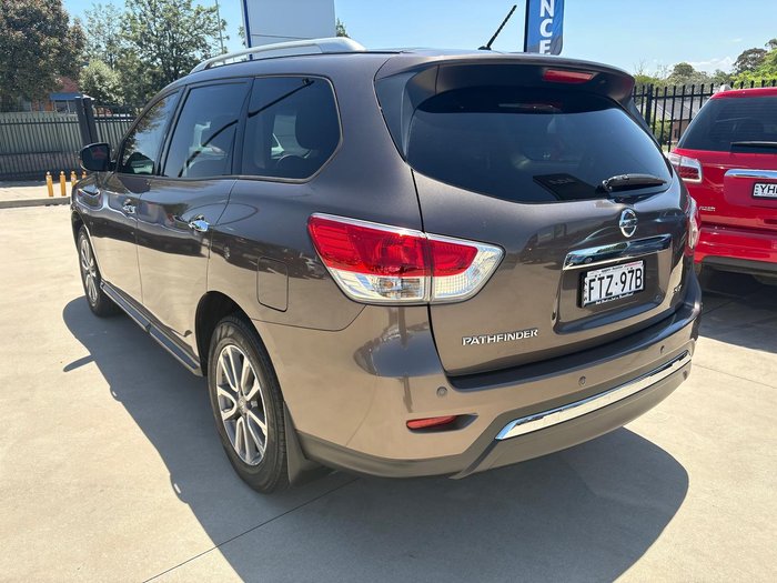 2015 Nissan Pathfinder ST