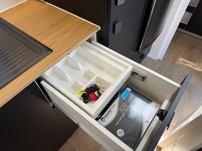 2025 New Age Caravans Manta Ray Escape Mr19er