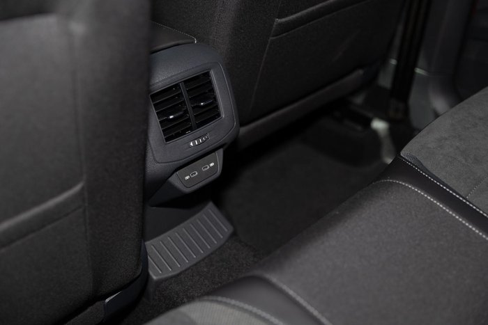 2025 Volkswagen T-Roc 110TSI Style