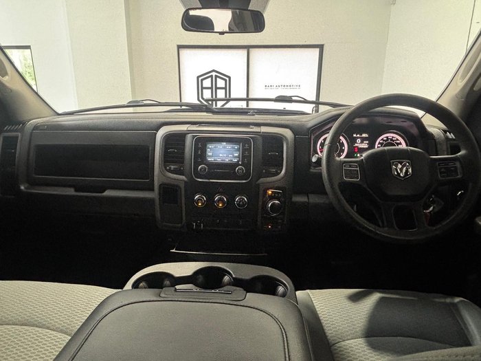 2018 RAM 1500 Express DS MY18 4X4 Dual Range Bright Silver