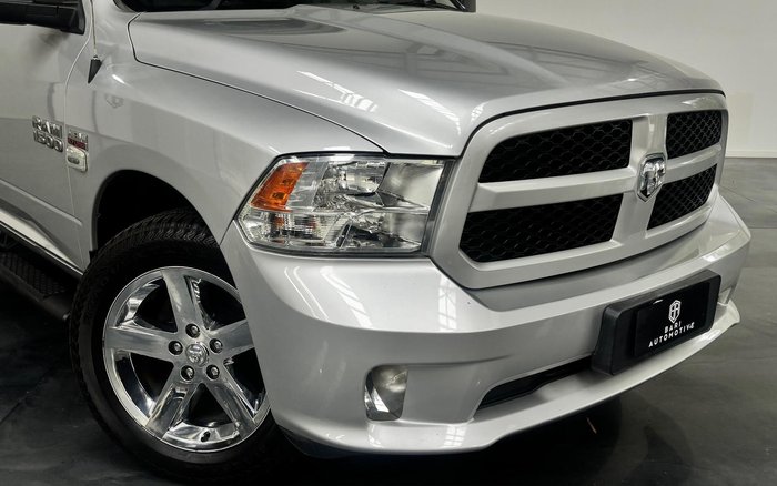 2018 RAM 1500 Express DS MY18 4X4 Dual Range Bright Silver