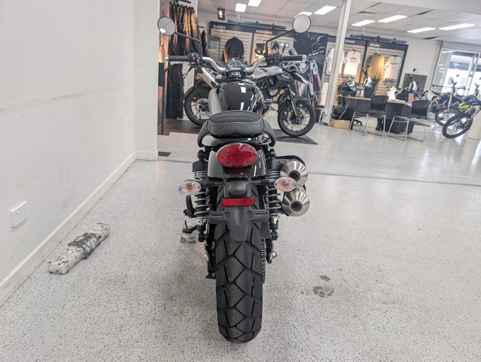 2025 Triumph SCRAMBLER 900 Black