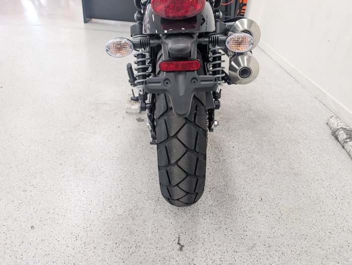 2025 Triumph SCRAMBLER 900 Black