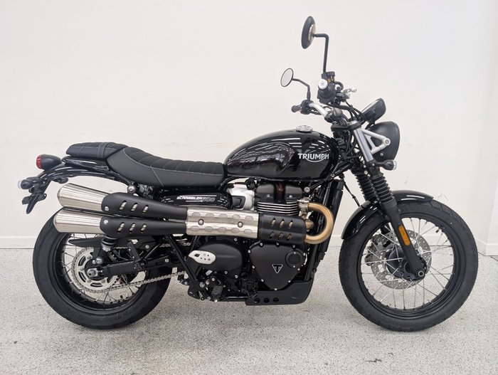 2025 Triumph SCRAMBLER 900 Black