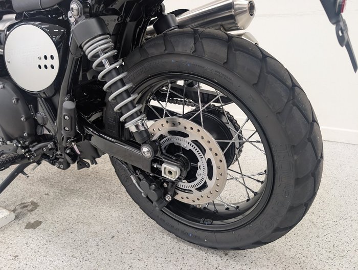 2025 Triumph SCRAMBLER 900 Black