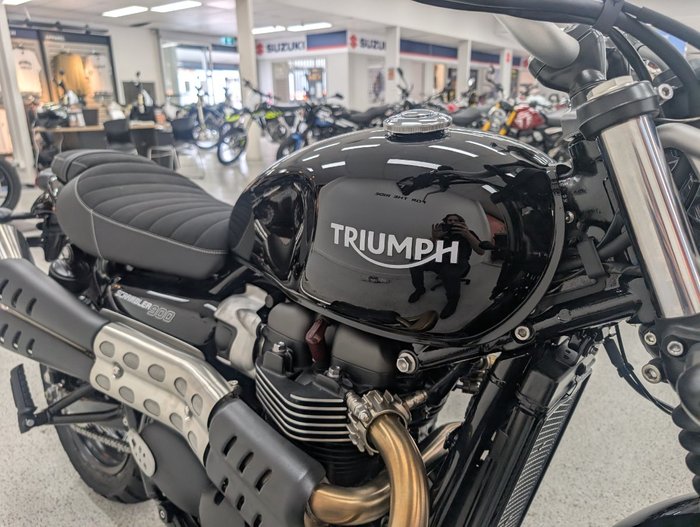 2025 Triumph SCRAMBLER 900 Black