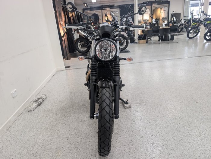 2025 Triumph SCRAMBLER 900 Black